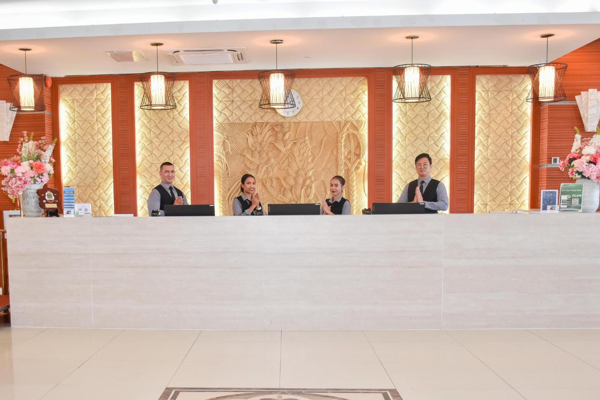 Timor Plaza Hotel & Apartments Dili Ngoại thất bức ảnh